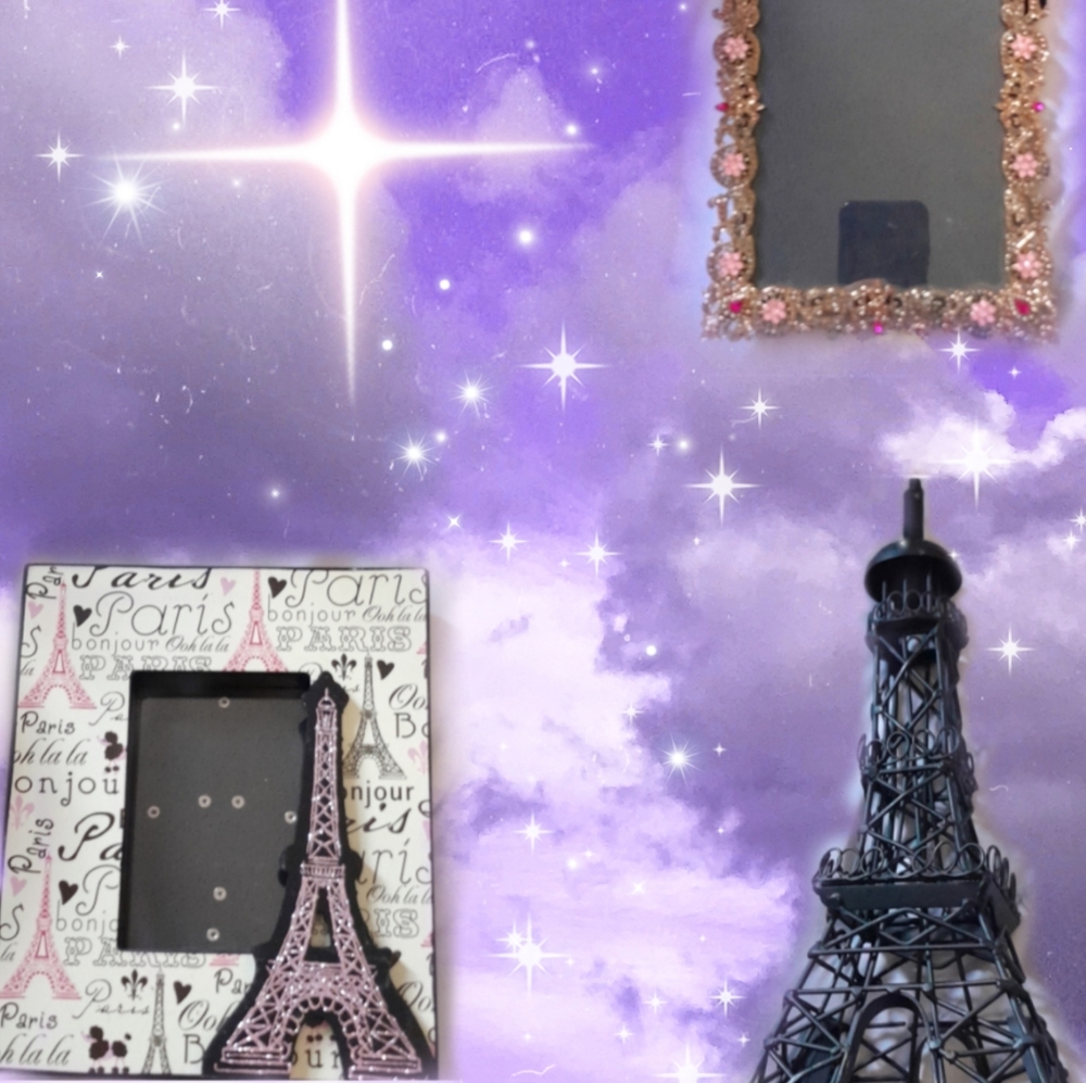 Pairis room decor
